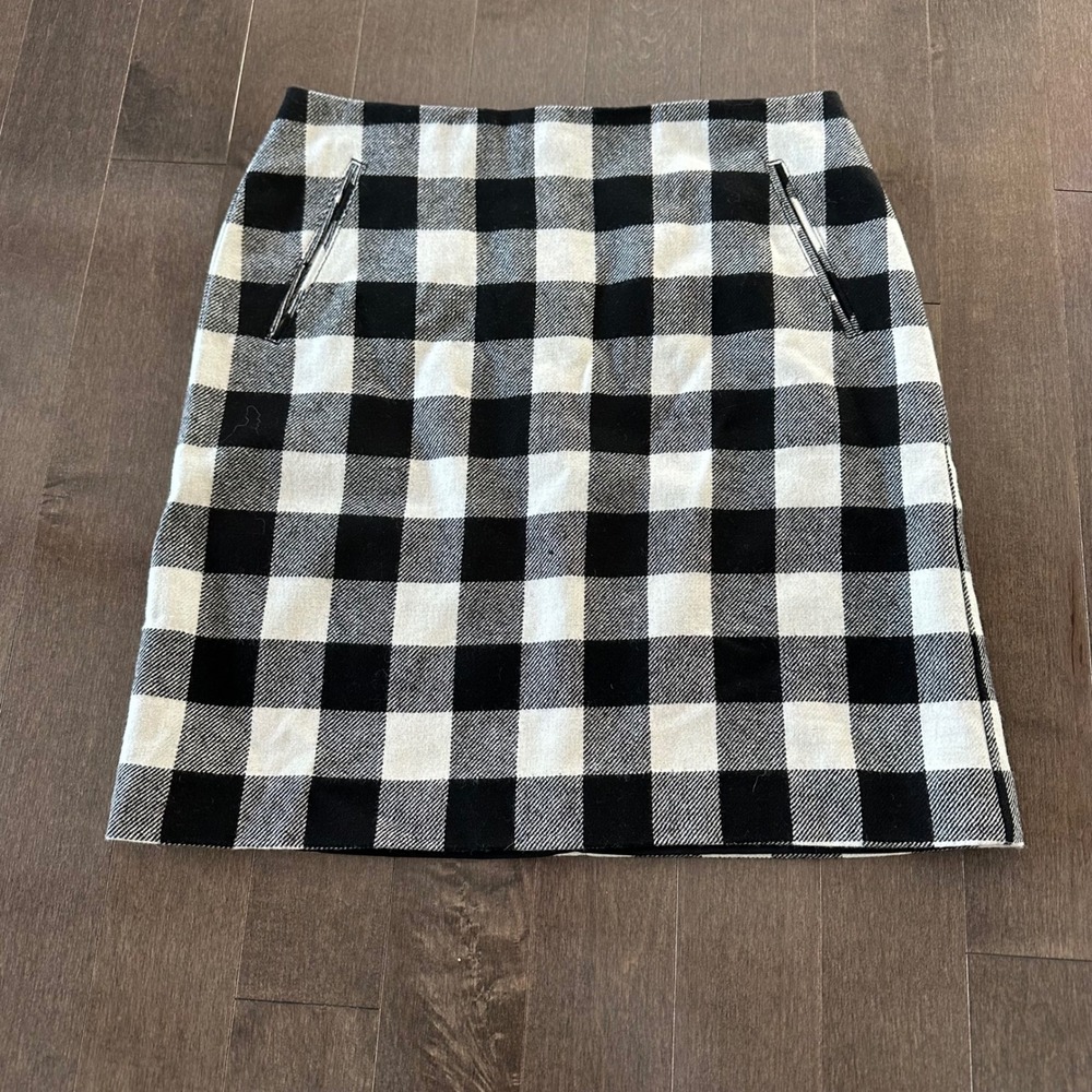 Talbots Wool Buffalo Check Plaid Mini Skirt Holidays Winter Black Cream‎ 6